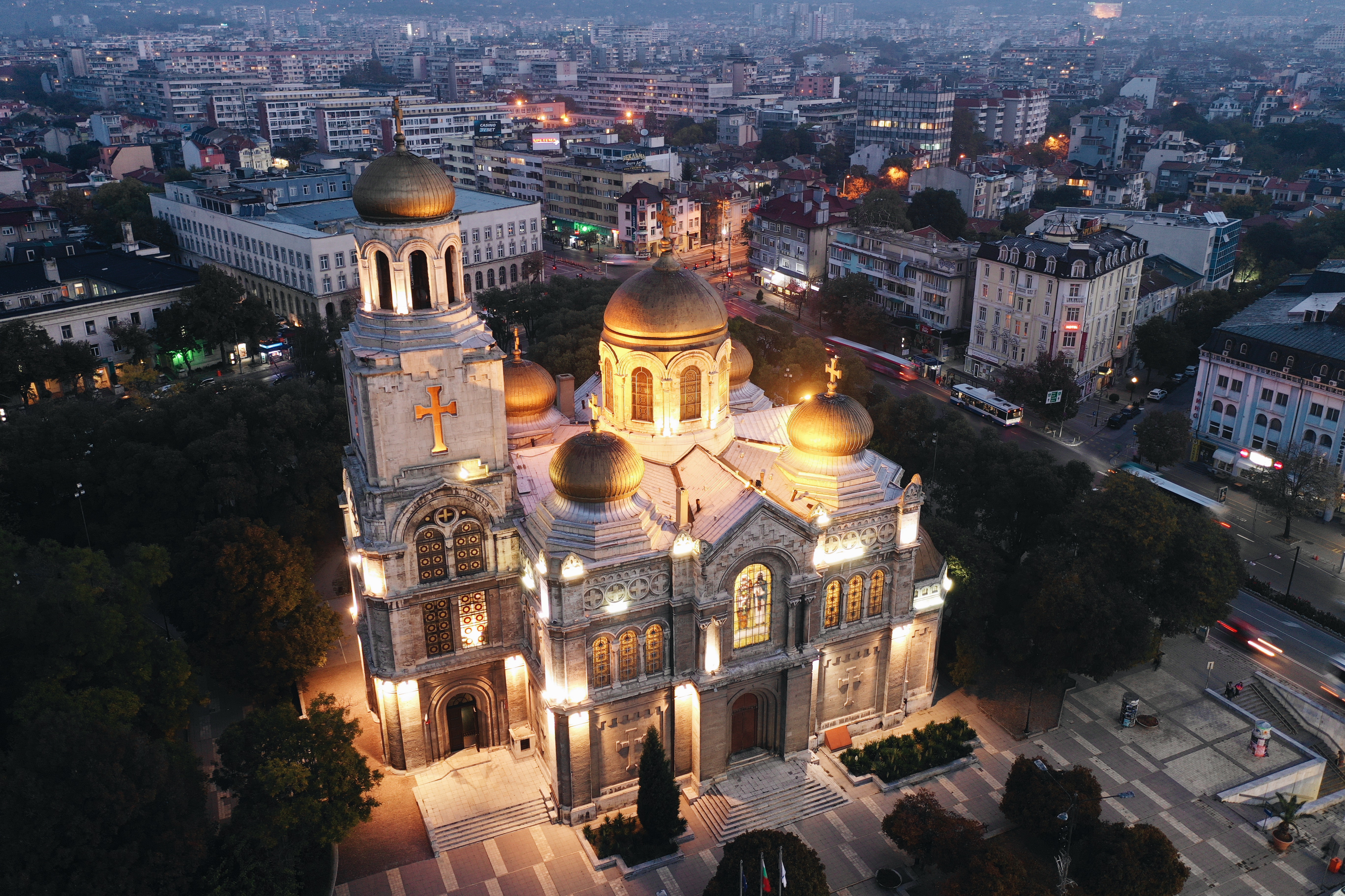 Варна это. Болгария Варна собор панорама. Болгария Варна зимой. Болгария Варна 2009. Варна красивые фото.