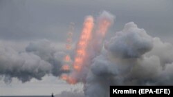 Manevre militare ale flotei ruse nordice și cea de la Marea Neagră, Crimeea, 9 ianuarie 2020. La exercițiu au fost testate rachete de croazieră Kalibr și rachete balistice hipersonice Kinzhal.