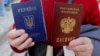 «Нужны преданные делу Путина». Что ждет крымчан с украинскими паспортами