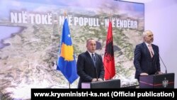 Kryeministri Ramush Haradinaj dhe Edi Rama në konferencë të përbashkët për media 