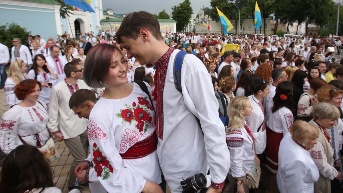 День вишиванки для України і світу