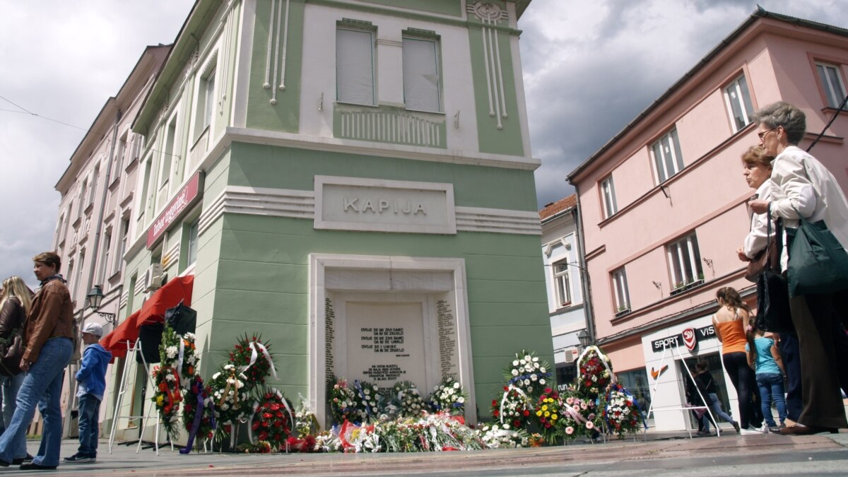 Tuzlanska kapija kao politička igra u dvorišu suda