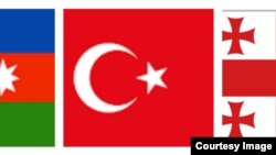 Azərbaycan, Türkiyə və Gürcüstan bayraqlarıı