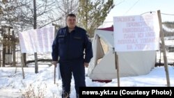 Андрей Холтосунов, председатель профсоюза пожарных Якутии, объявивших голодовку