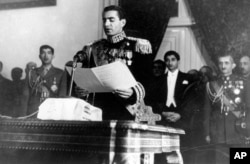 Шах Мохаммед Реза Пехлеві під час інавгурації. Лютий 1950 року