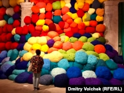 Инсталляция Шилы Хикс в Павильоне красок