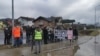 Mještani Kozarca su se na protestima 8. februara usprotivili Planu parcelizacije, te zatražili izmještanje trase autoputa kroz njihovo naselje