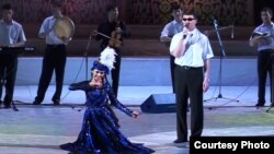 С 2008 года Шахноза Шукурова выступала на культурных мероприятиях правительства Узбекистана в Индии.