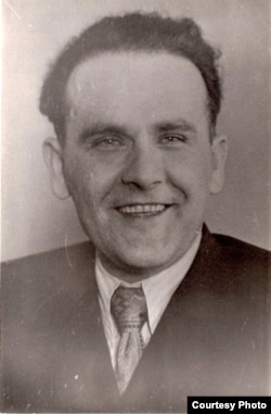 Янка Брыль. 1952 – 1954 гг. З фондаў БДАМЛМ