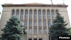 Սահմանադրական դատարանի շենքը, արխիվ