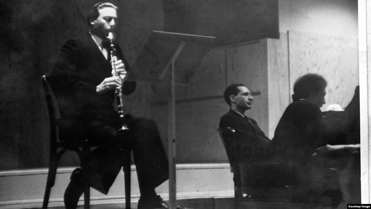 George Enescu - Dinu Lipatti Sonata Nr. 2 În Fa Minor Pentru Pian Şi Vioară George Enescu - Dinu Lipatti Sonata Nr. 2 În Fa Minor Pentru Pian Şi Vioară