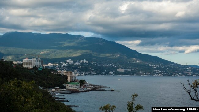 Краєвид на Ялту, архівне фото