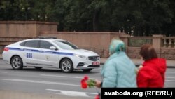 Женская акция с цветами, Минск, 3 октября 2020 года