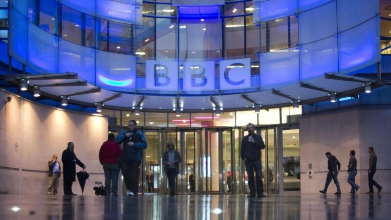 BBC a anunțat că va reduce 450 de locuri de muncă din divizia sa de știri