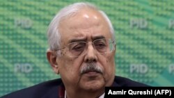 Pakistani Attorney General Anwar Mansoor Khan (file photo)