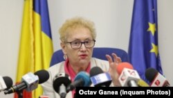 Renate Weber spune că OUG privind achizițiile publice discriminează și încalcă prevederile referendumului din 2019