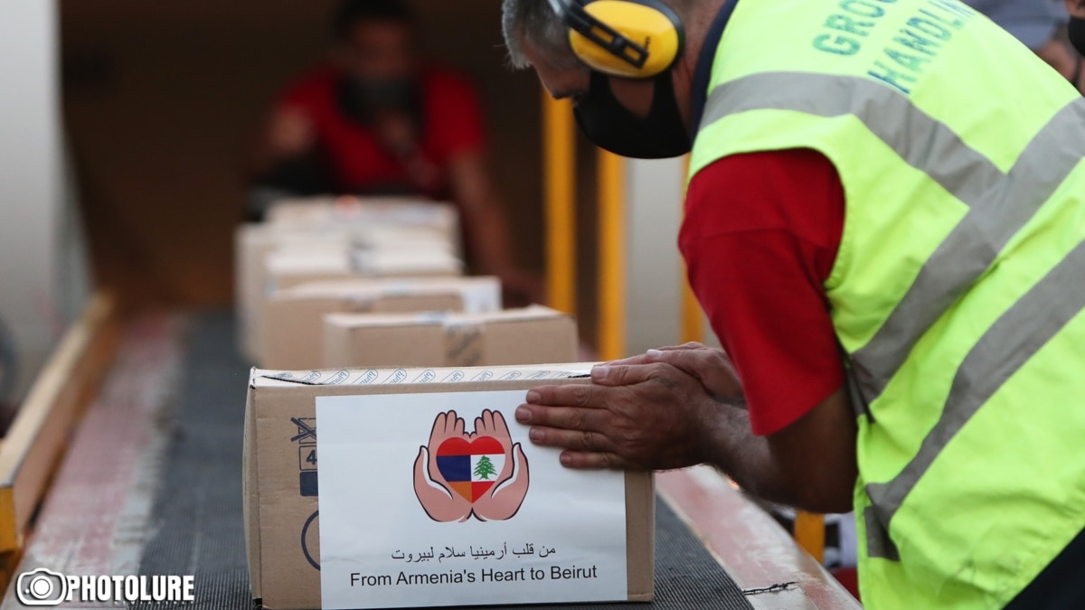 Armenia Sends First Planeload Of Humanitarian Aid To Lebanon