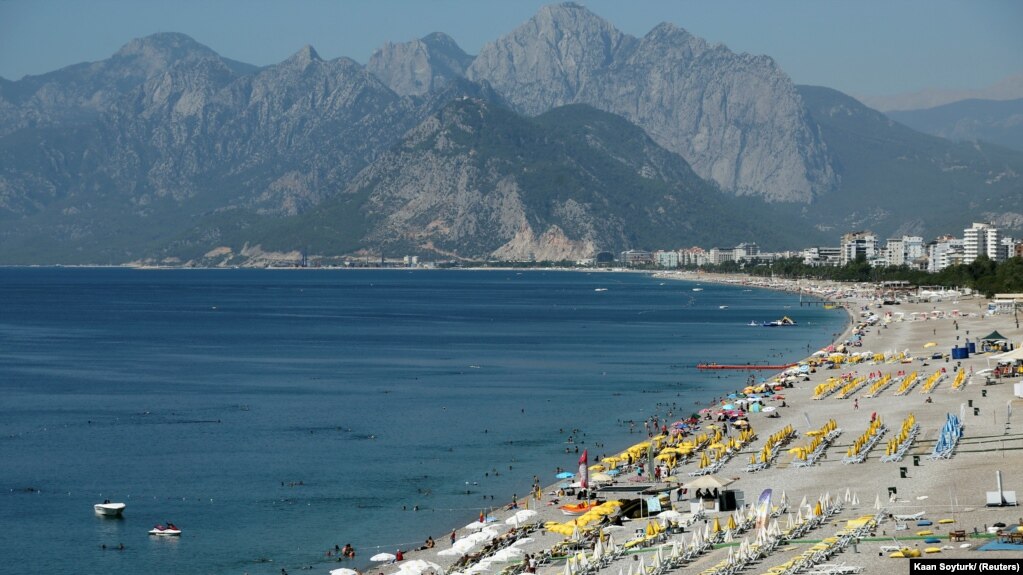 Пляж в Анталії, Туреччина