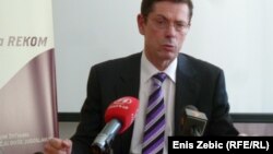 БМТнинг инсон ҳуқуқлари бўйича бош котиби ёрдамчиси Иван Шимонович.