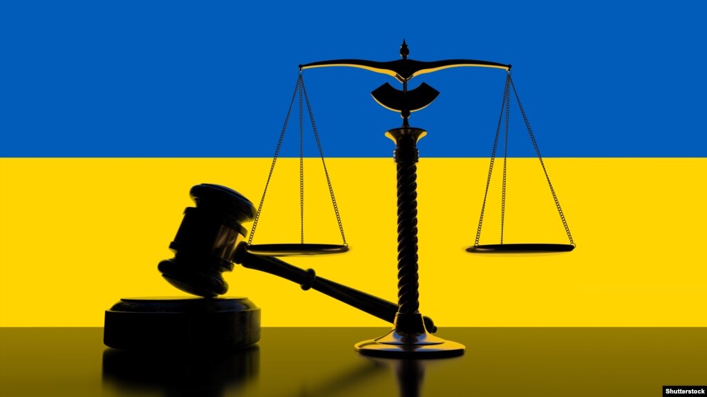Повідомляється, що тимчасово відсторонили від здійснення правосуддя лише 4 суддів і звільнили – 10