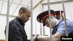 Арест Дмитрия Павлюченкова отложен на 72 часа. Однако 