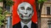Жительницу Краснодара оштрафовали за сумку "смерть Путина лучше секса"