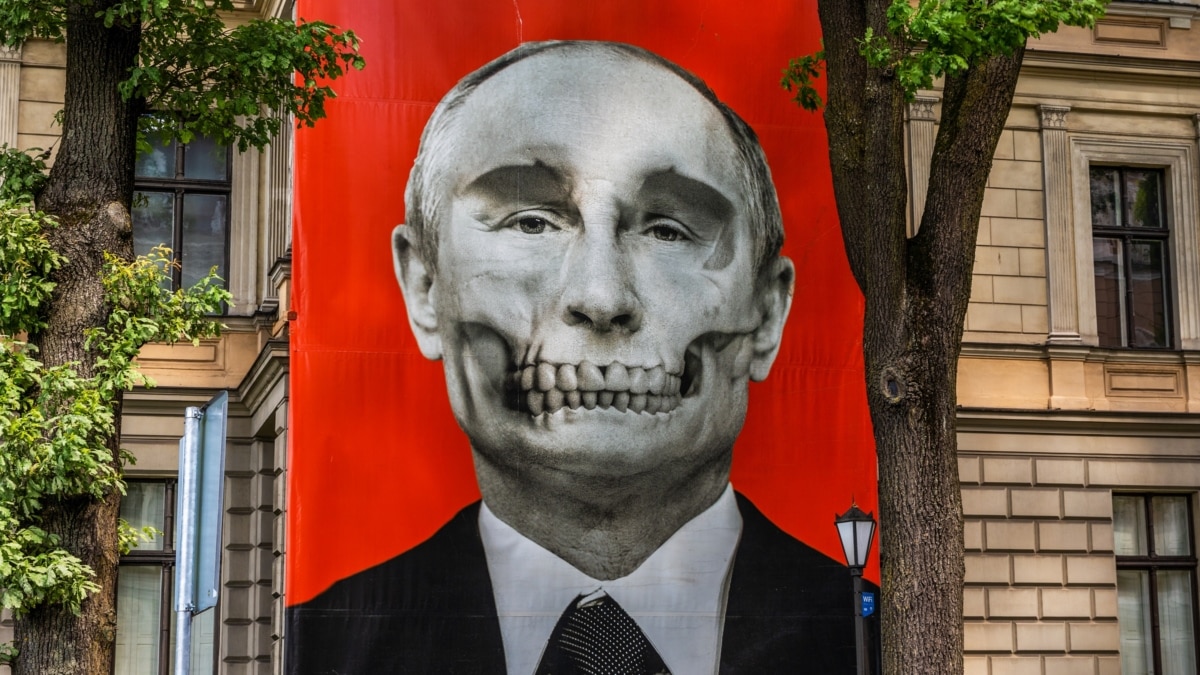 A resident of Krasnodar was fined for a bag “Putin’s death is better than sex”