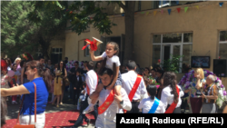 «Son zəng». Foto arxiv