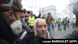 Ֆրանսիա - «Դեղին բաճկոնավորների» բողոքի ակցիան Փարիզում, նոյեմբեր, 2019թ.