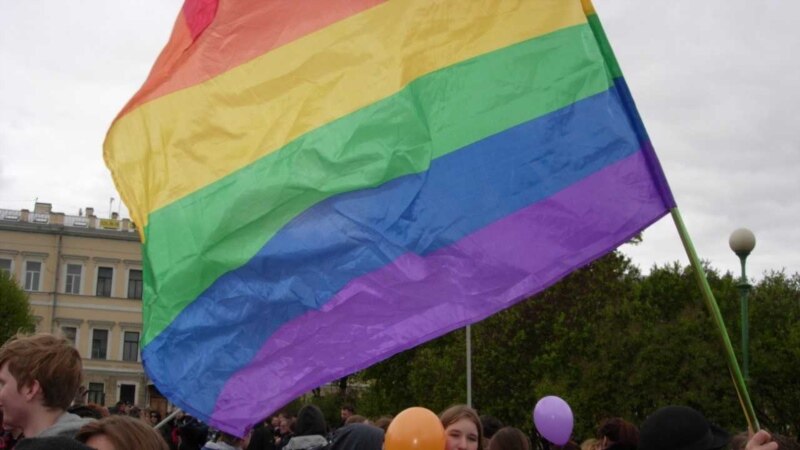 ЕСПЧ зарегистрировал жалобы на запреты гей-парадов властями Казани, Йошкар-Олы, Чебоксар, Ульяновска, Самары и Саратова