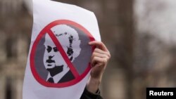 Protestë kundër Geert Wilders - foto nga arkivi