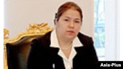 Озода Рахмон, дочь президента Таджикистана Эмомали Рахмона. 4 сентября 2009 года.