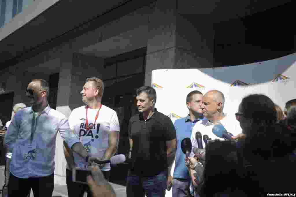 Мэр Белграда Зоран Радойчич на гей-параде.