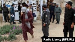 یک زندانی که تازه از یک زندان افغانستان آزاد شده است.