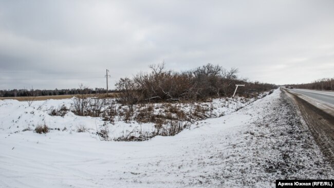Участок под застройку рядом с трассой