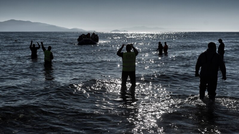 Грција за 72 часа спречила над илјада бегалци и мигранти да влезат во земјата по морски пат