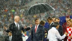 Время Свободы: Сахарный Путин под зонтом 