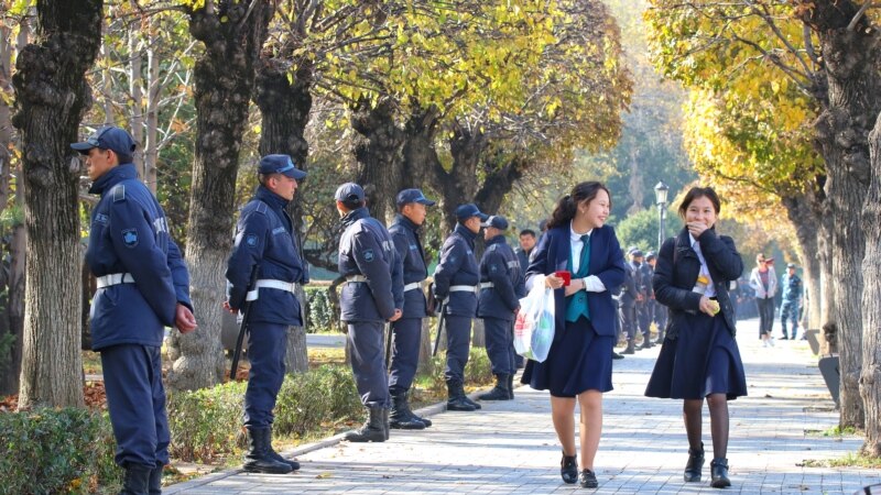 «Мы с Аблязовым круассаны не жуём!». Что происходило в Алматы в день несостоявшегося митинга