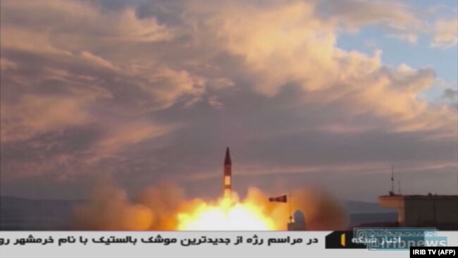 Iran -- A TV grab taken on September 23, 2017 from the Iranian Republic Islamic Broadcasting (IRIB) shows a Khoramshahr missile being launched from an undisclosed location, a day after the said missile was first displayed at a high-profile military parade