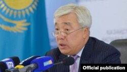 Ерлан Ыдырысов, Қазақстанның Ұлыбританиядағы елшісі.