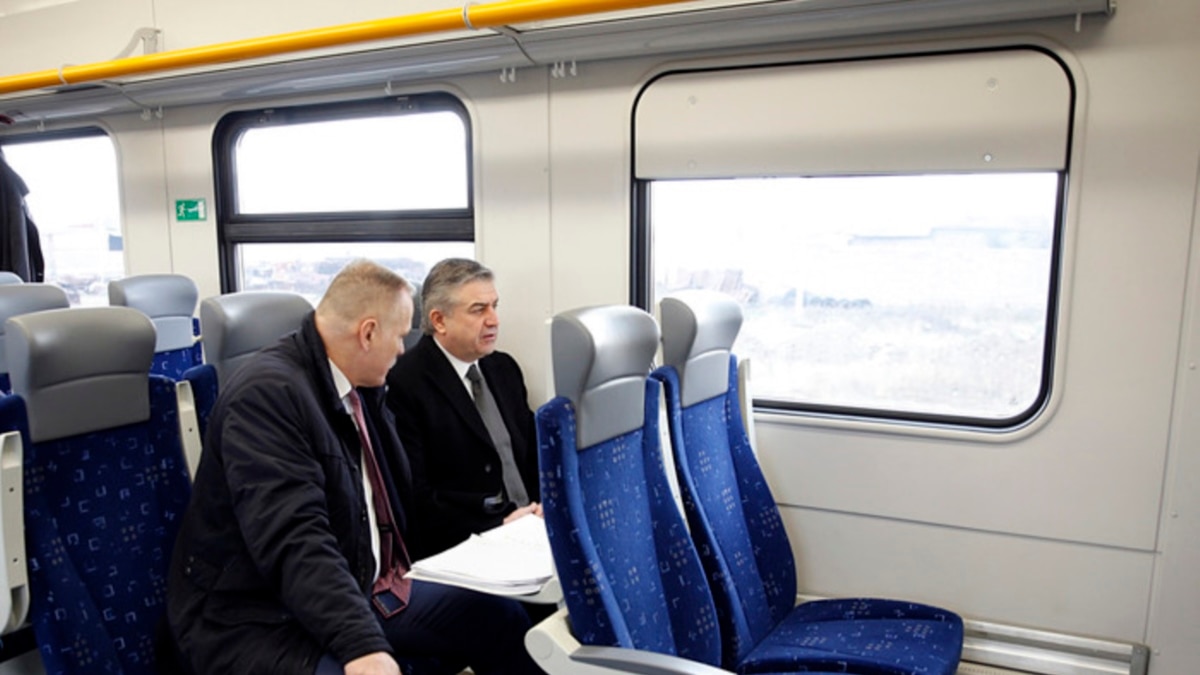 электропоезд ереван гюмри. поезд гюмри ереван. железная дорога ереван гюмри. железная дорога ереван гюмри. ереван гюмри электричка экспресс.