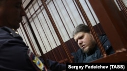Руководителю религиозной секты "Бога Кузи" Андрею Попову предъявлено обвинение в мошенничестве