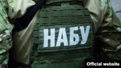 «Сьогодні в Києві співробітники НАБУ провели обшуки в кількох підрозділах ДПСУ», заявила Держприкордонслужба