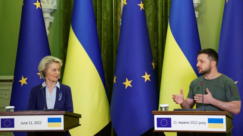 Avropa Komissiyası kelecek afta Ukrayinağa namzet statusınıñ berilmesi ile bağlı qıymetlendirme azırlaycaq – Ursula fon der Lâyen