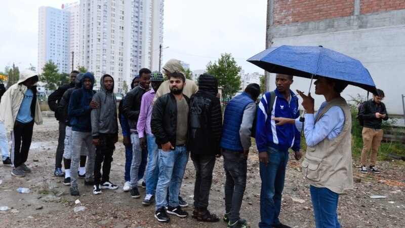 Francuski gradonačelnici žale se na veliki priliv migranata
