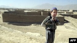 افغان کډوال په پاکستان کې هم چندو ښه ژوند نه تېروي