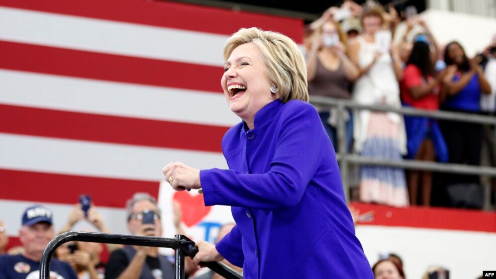 Hillary Clinton gjatë ditës së djeshme në një tubim të mbështetësve të saj në Kaliforni