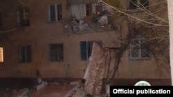 Учтепадаги болахоналари қулаган уй.