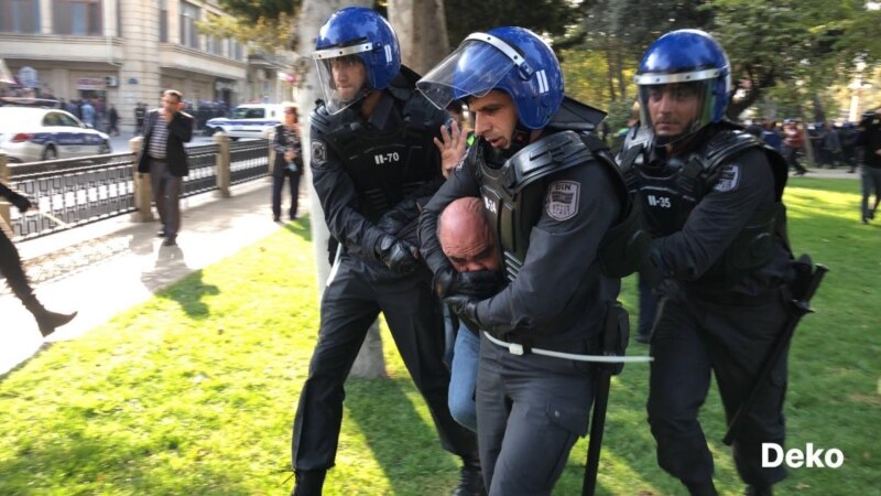 Baku polisiýasy protest ýygnanyşygynda onlarça aktiwisti tussag etdi