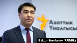 Жанарбек Акаев.